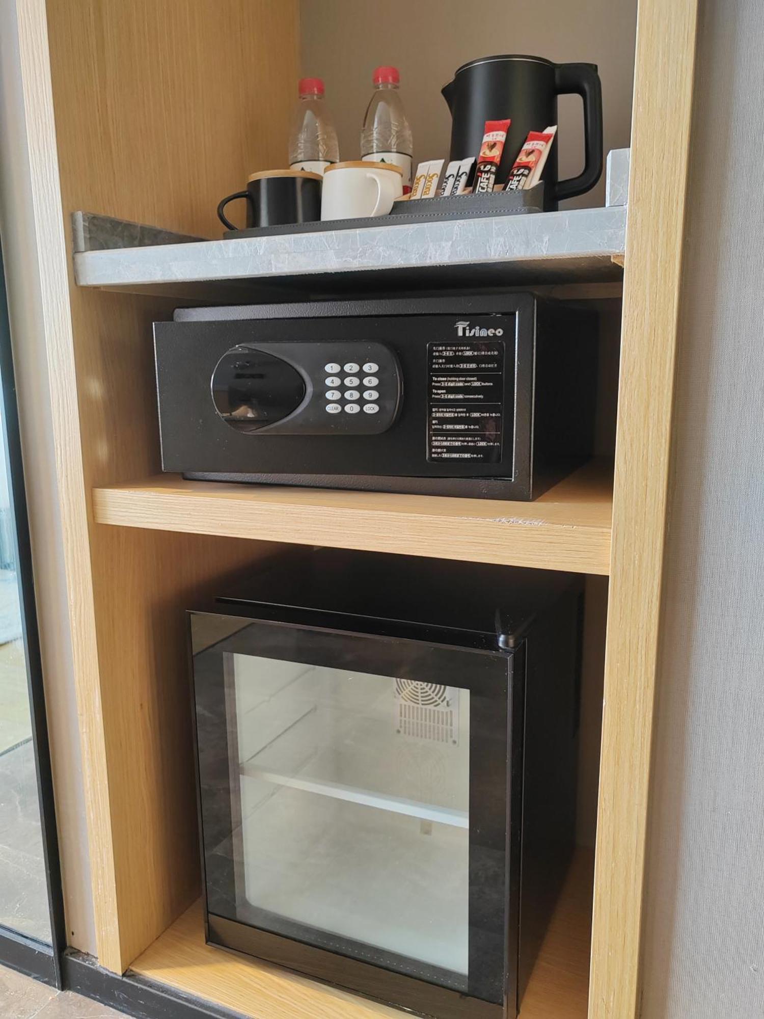 Hotel Tuke China Hongqiao Airport 3*