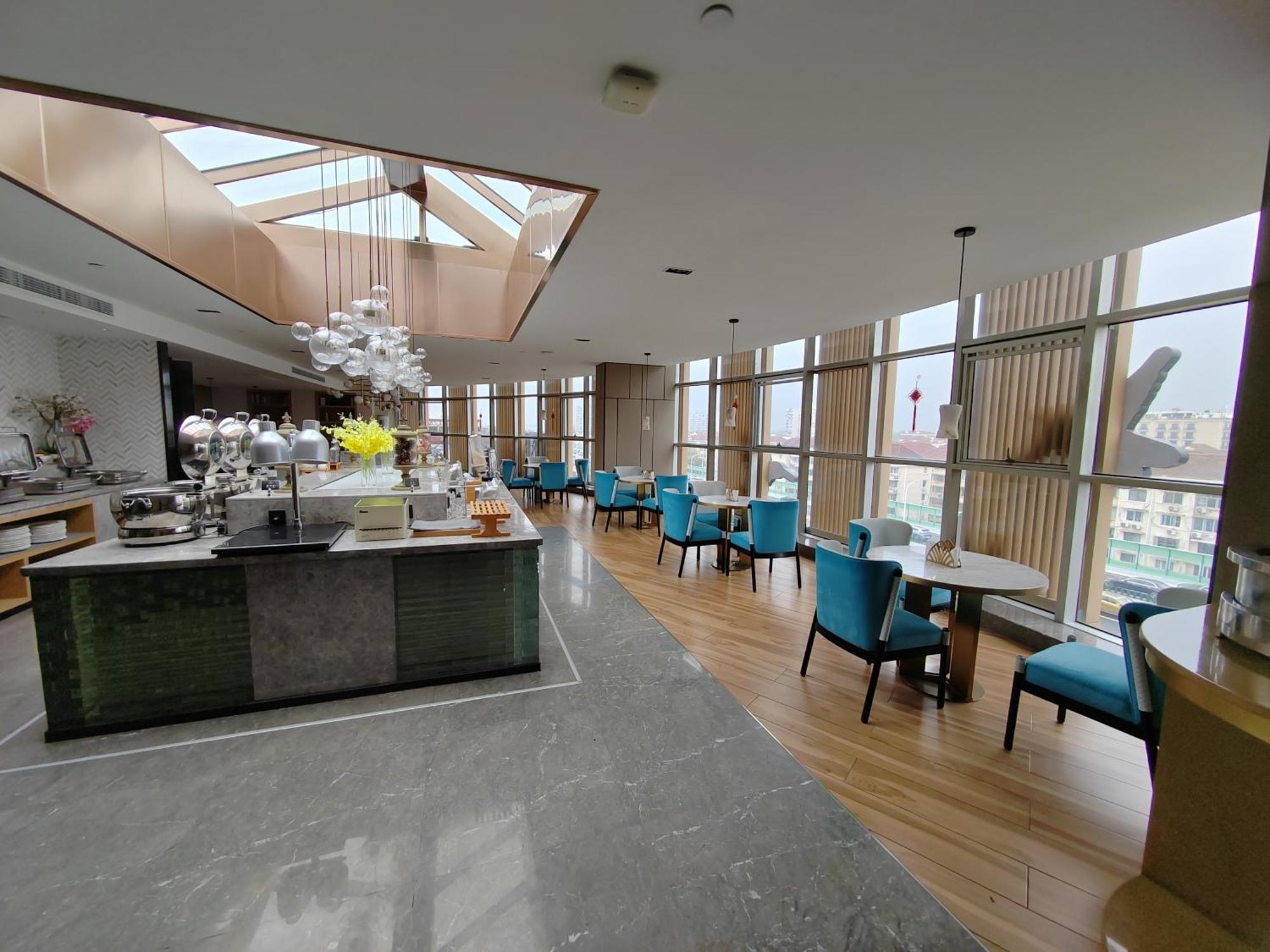 Tuke China Hongqiao Airport Hotel
