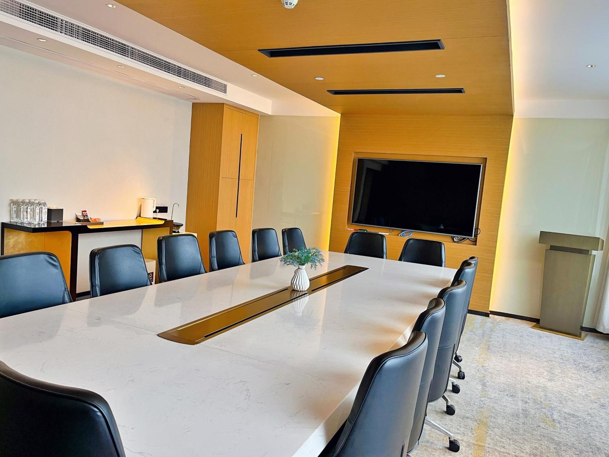 Tuke Hongqiao Center Branch Shanghai